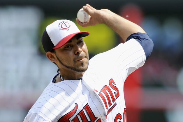 Twins Recall LHP Thielbar, Demote Hernandez