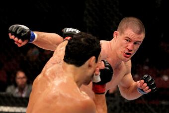 04_castillo_vs_cholish_001_crop_north