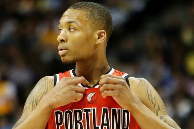 Report: Brothers Beaten After Taking Lillard's Photo