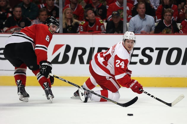 Red Wings Gird for 'response' from Blackhawks in Key Game Tonight