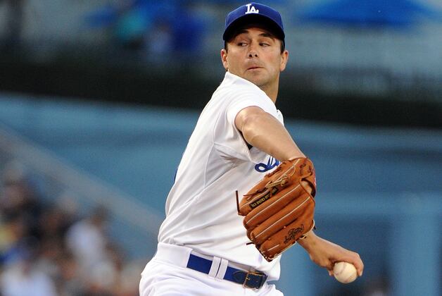 Dodgers activate Ted Lilly, option Matt Magill to Albuquerque
