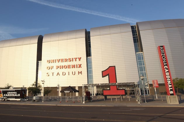 Cards, Glendale 'Still Far Apart' in Camp Negotiations