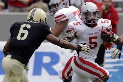 Report: Browns Claim Undrafted Rookie RB Miguel Maysonet off Waivers