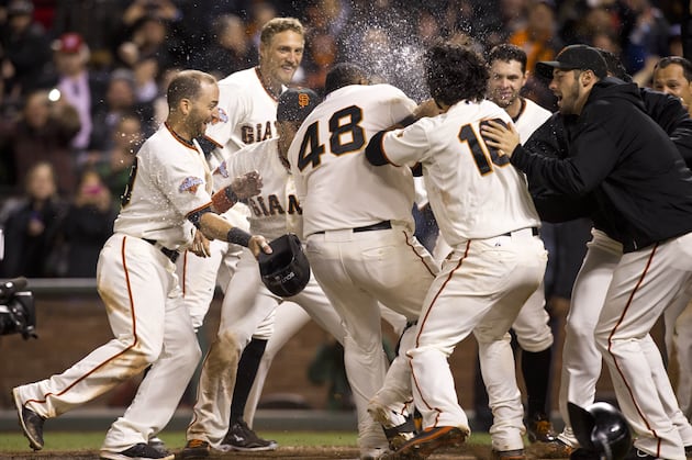 Instant Replay: Giants Walk off on Sandoval's Tape-Measure Shot