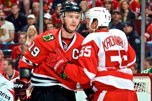 168888896bs033_rdwings_bhawks_crop_north