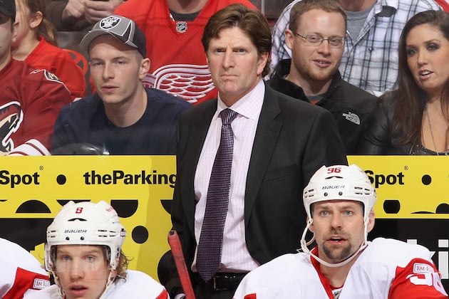 Mike Babcock: Red Wings Can't Be 'Cautious and Careful' in Game 4 Tonight