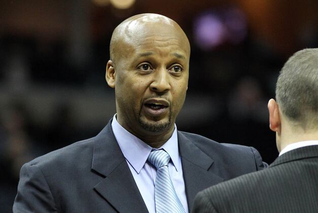 Sixers GM Hinkie Missed Draft Lottery to Talk to Brian Shaw