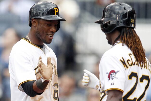 Pirates 4, Cubs 2
