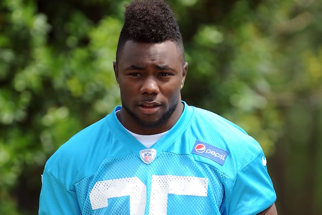Kenjon Barner Among Draftees to Sign with Carolina Panthers