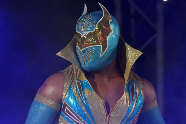 Sin Cara: Can His Knee Hold Up, or Will He Be WWE's Next Mysterio in a Bad Way?