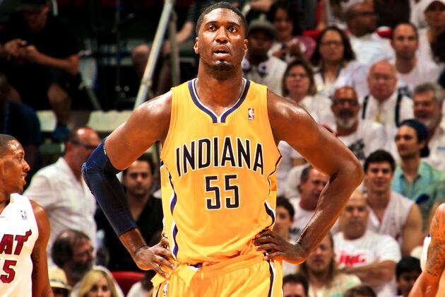 Pacers Leave Roy Hibbert in Game, LeBron James Loses Ball in Clutch
