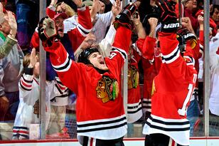 168888911bs018_rdwings_bhawks_crop_north