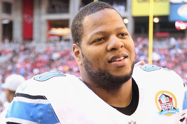Let Suh Be Suh: Don't Push Lions Star into Ill-Suited Leadership Role