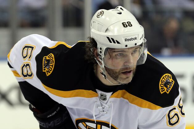 Jagr Lives on in Pens' Locker Room