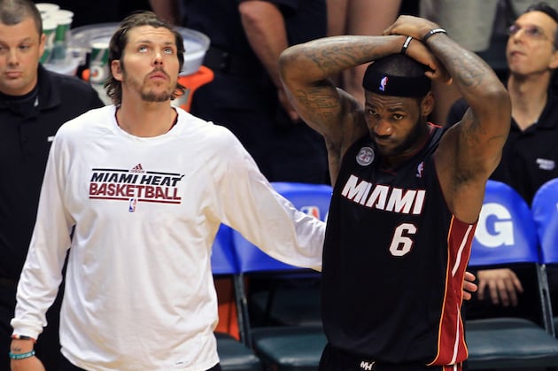 Heat's LeBron James Disputes Calls After Fouling out of Game 4