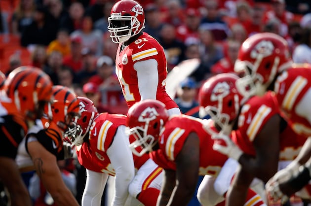 New Coordinator Bob Sutton Wants Quarterbacks to Fear His Chiefs Defense