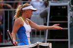 Wozniacki Bounced in 2nd Round at Roland Garros