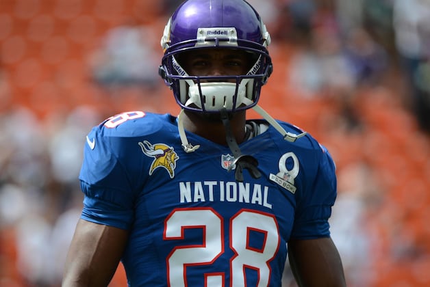Adrian Peterson Returns to Field for Minnesota Vikings