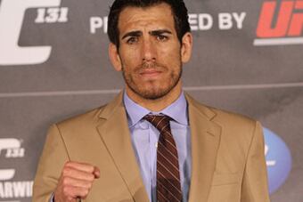 Kenny-florian-ufc-131-pre_0093_display_image_crop_north