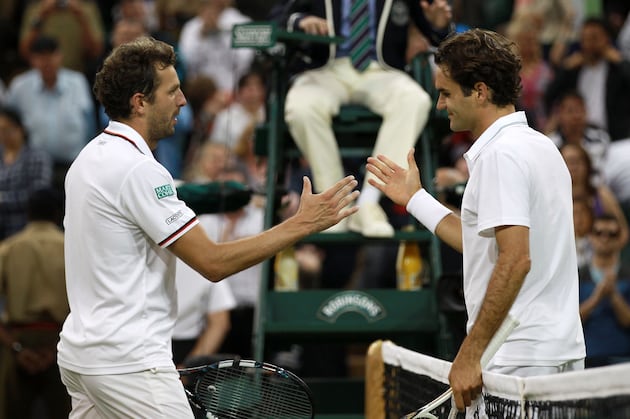 Roger Federer Faces Fierce 3rd-Round Test in French Opponent Julien Benneteau