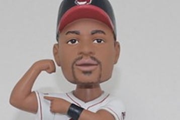 Albert Belle Bicep-Point Bobblehead This Season's Coolest MLB Giveaway