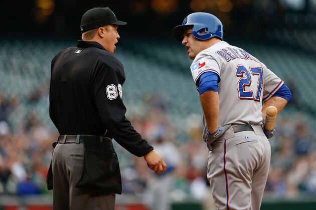 Berkman Tossed for Arguing Strikes vs. Royals