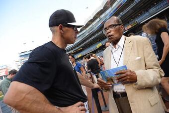 Yankees-red-sox_crop_north