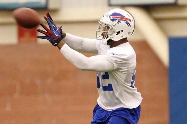 Dorin Dickerson Does Double Duty at Tight End, Receiver