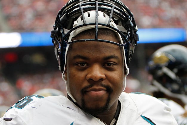 Knighton Fitting in on Del Rio's D-Line