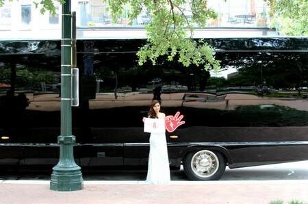 Chandler Parsons Provides Party Bus for Fan's Prom