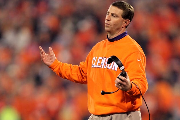 Swinney Puts Emphasis on Eliminating Pre-Snap Errors