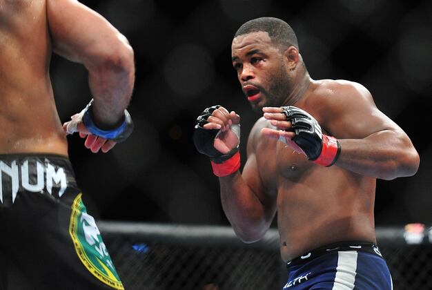 Rashad Evans Looking to Get the Monkey off His Back After Stinking Up the Joint