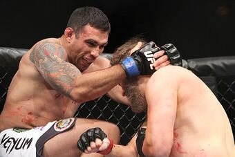 Werdum-nelson-ufc143-1_crop_north