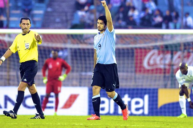 Uruguayfrancesoccer_crop_north