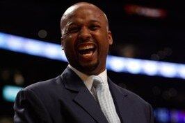 Report: Shaw, Hollins Emerge as Top Targets for Head Coach
