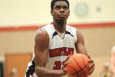 Amanze Egekeze Commits to Belmont