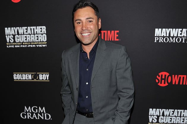 De La Hoya Doesn't See Mayweather as Having Changed from 2007