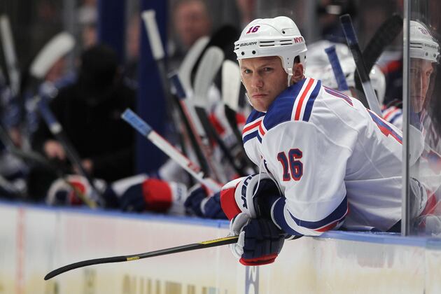 Stars Take a Shot at Sean Avery