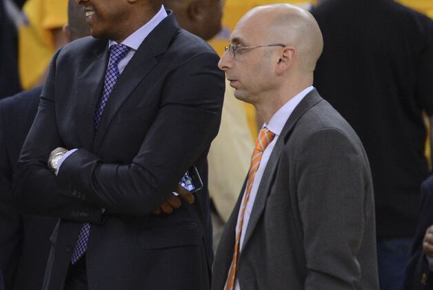 Nuggets Give Kings Permission to Talk to VP