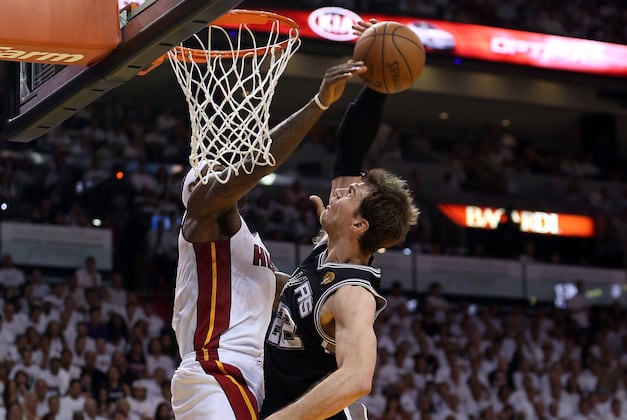 The Definitive Case for LeBron James As the NBA's Best Defensive Player