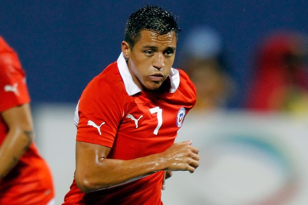 Sanchez Scores on Pizarro Return as Chile Beat Bolivia 3-1