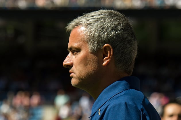 Mourinho Plans Sit-Downs with John Terry and David Luiz