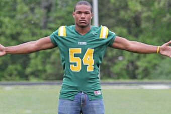 Dashawnhand_crop_north
