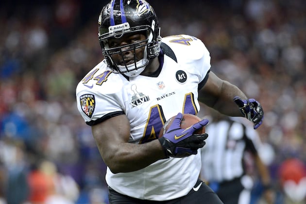 Miami Dolphins Trying to Lure Vonta Leach