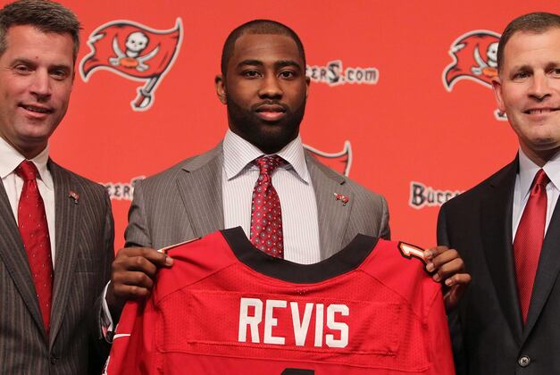 Bucs Notes: Receivers Eager to Take on Revis