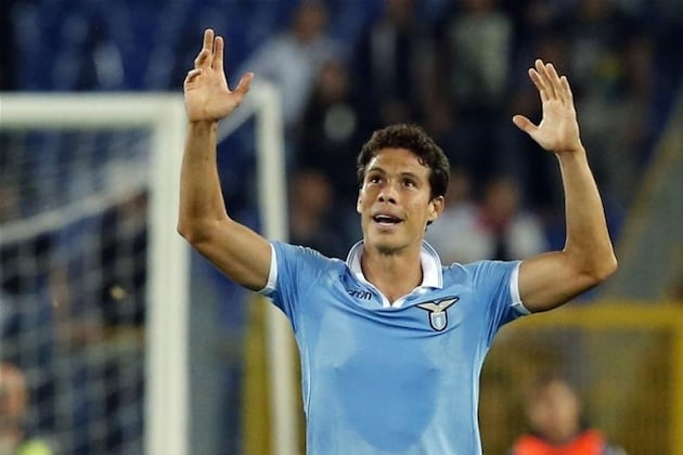 Lazio Deny PSG Offer for Hernanes