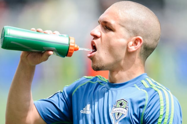 Osvaldo Alonso Does Fitness Work, Team Proceeding with Caution