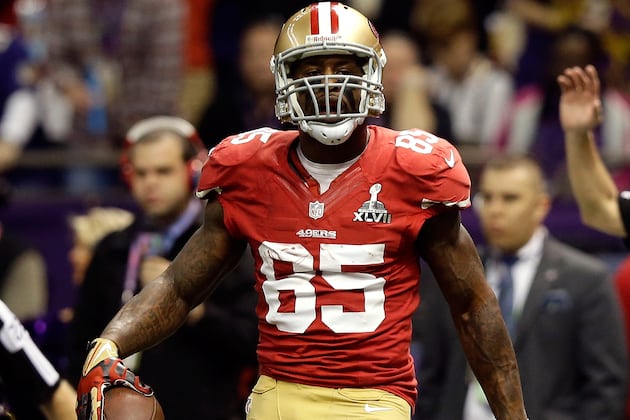 TE Vernon Davis to Receiver for Minicamp