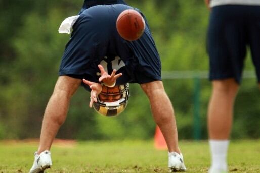 Long Snapper Hus Wants to Make a Name for Himself