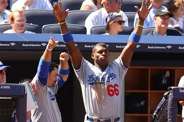 Yasiel Puig Has a Good Time in Dodgers' Doubleheader Split with Yankees